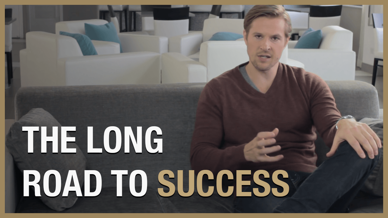 You are currently viewing How The Internet Ruins Your Happiness & Why You Need To Be Patient With Your Success